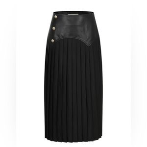 007. 60’s Vibes Pleated Skirt- Black